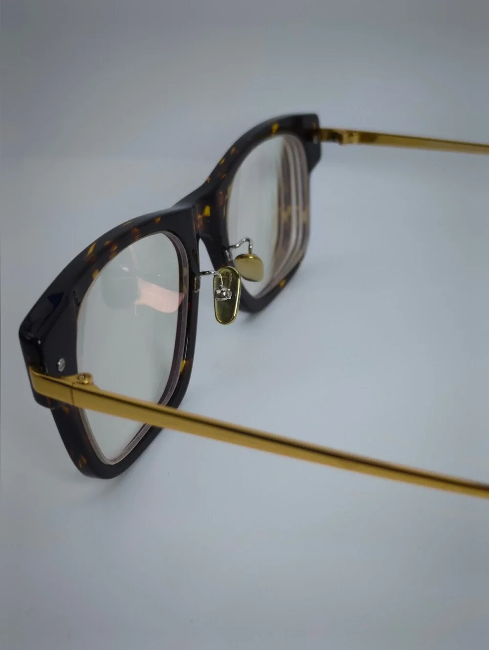 Carlyle. Tortoiseshell Square Frame Eyeglasses. Gold.